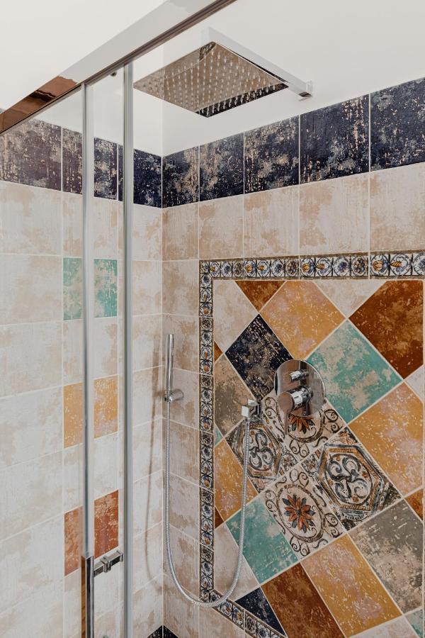 Lejlighed Scarfoglio Apartment, 4 Persone, 2 Camere, Balcone, Wi-fi, Stazione Tiburtina
